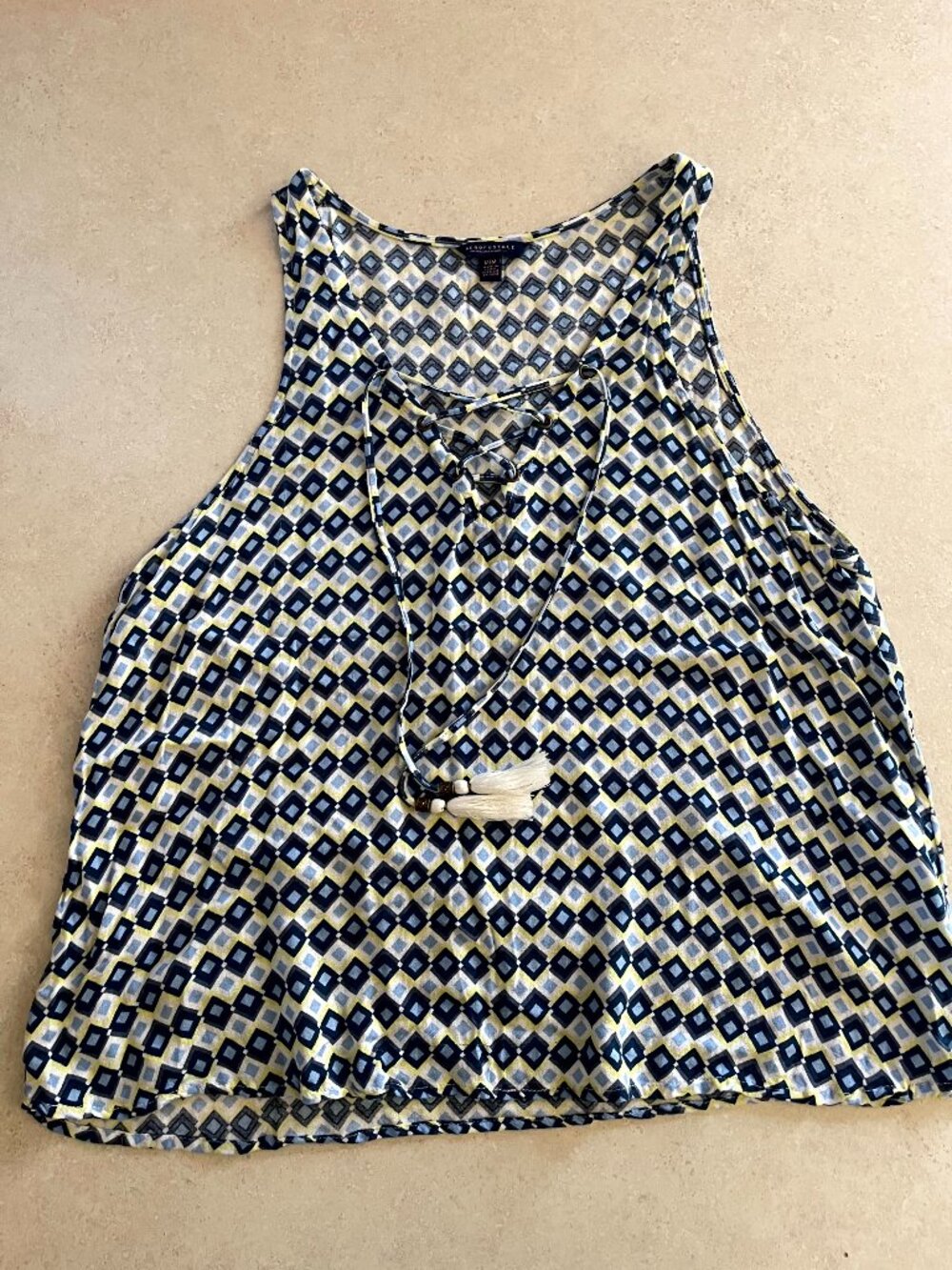 Aeropostale women's tank top sleeveless blouse size medium Lightweight